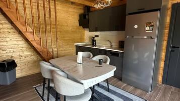 Bungalow, 2 Bedrooms, Smoking, Valley View | Private kitchen | Mini-fridge, cookware/dishes/utensils, eco-friendly cleaning products