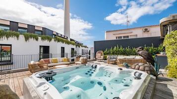 Apartment | 2 bedrooms, Internet