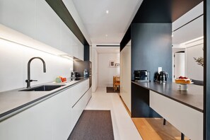 House | 1 bedroom, Internet - Balcony Views and Pool at Savoy Insular (Funchal)