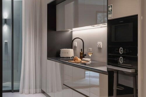 Infinity Pool Private Patio Oasis Savoy Insular