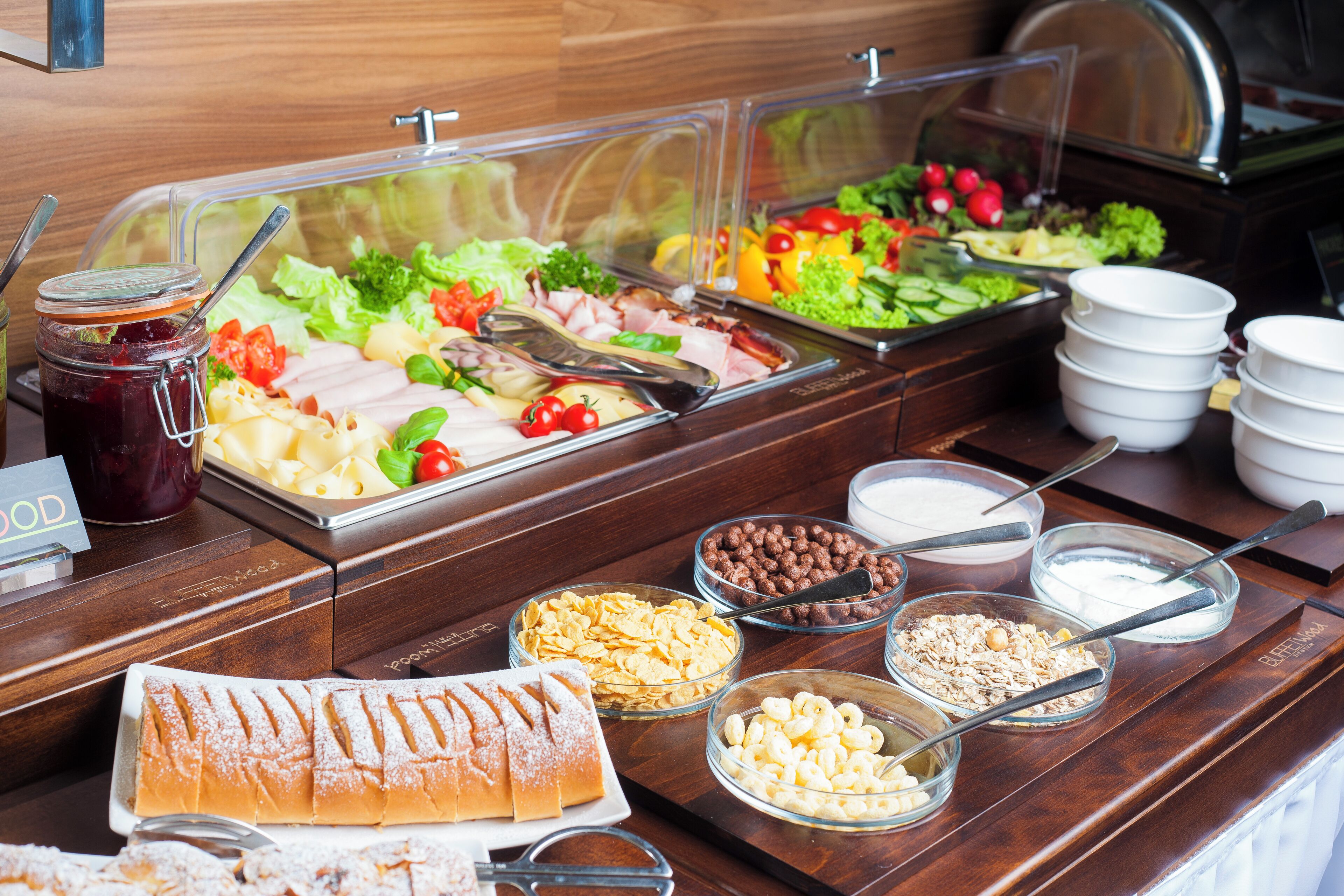 Desayuno buffet todos los días (con cargo) 