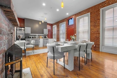 Walk to Allentown | Free Parking | WFH Space