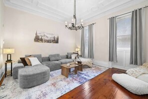 TV, fireplace, offices
