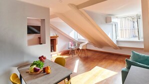 Interior - The Mole from Your Window (Torino)