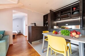 Interior - The Mole from Your Window (Torino)