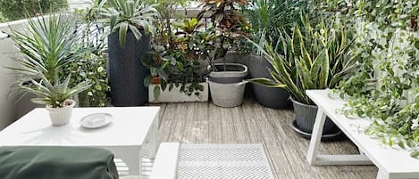 House, 3 Bedrooms, Smoking, Balcony | Outdoor dining