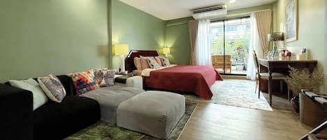 House, 3 Bedrooms, Smoking, Balcony | 3 bedrooms