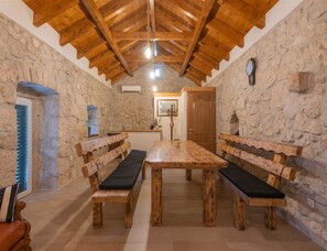 Villa | Dining - Cozy Mountain Villa for 10 in Slivno (Vrgorac)