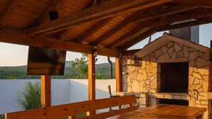 Unclassified image, 4 of 45, button - Cozy Mountain Villa for 10 in Slivno (Vrgorac)