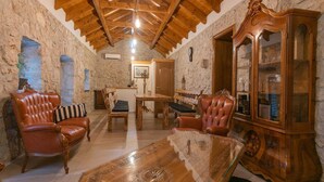 Unclassified image, 5 of 45, button - Cozy Mountain Villa for 10 in Slivno (Vrgorac)