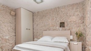 Unclassified image, 3 of 45, button - Cozy Mountain Villa for 10 in Slivno (Vrgorac)