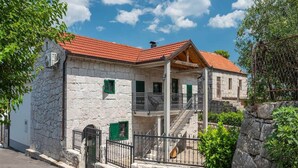 Unclassified image, 2 of 45, button - Cozy Mountain Villa for 10 in Slivno (Vrgorac)