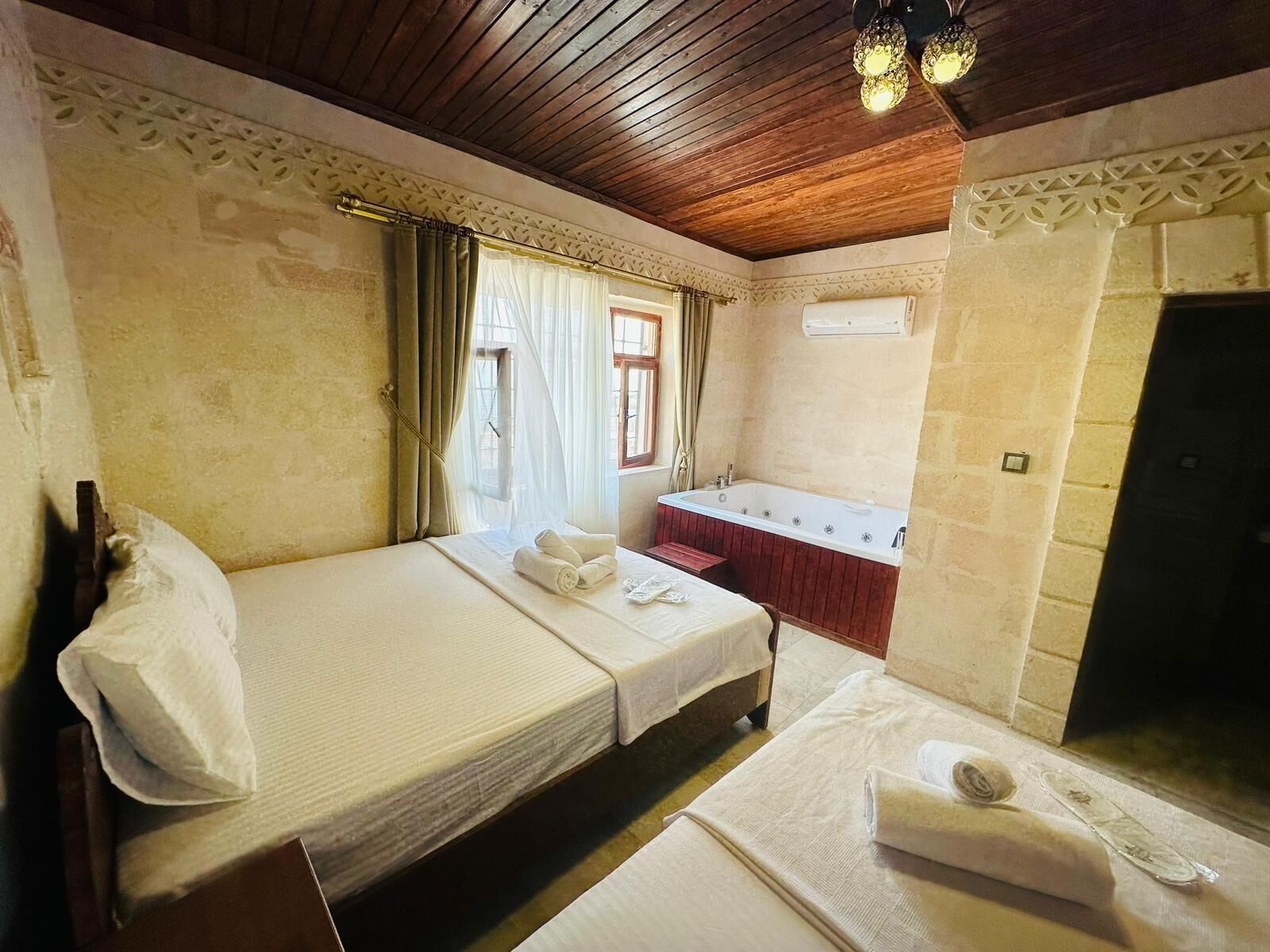 Luxury Triple Room | Free WiFi