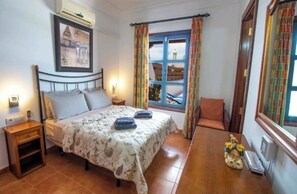 2 Schlafzimmer, Zimmersafe, Bügeleisen/Bügelbrett, Reisekinderbett