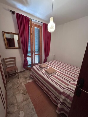 WiFi, bed sheets - Casa Delfo - Surrounded by greenery and 500m from the sea (Toscana)