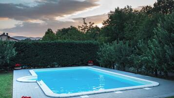 Seasonal outdoor pool