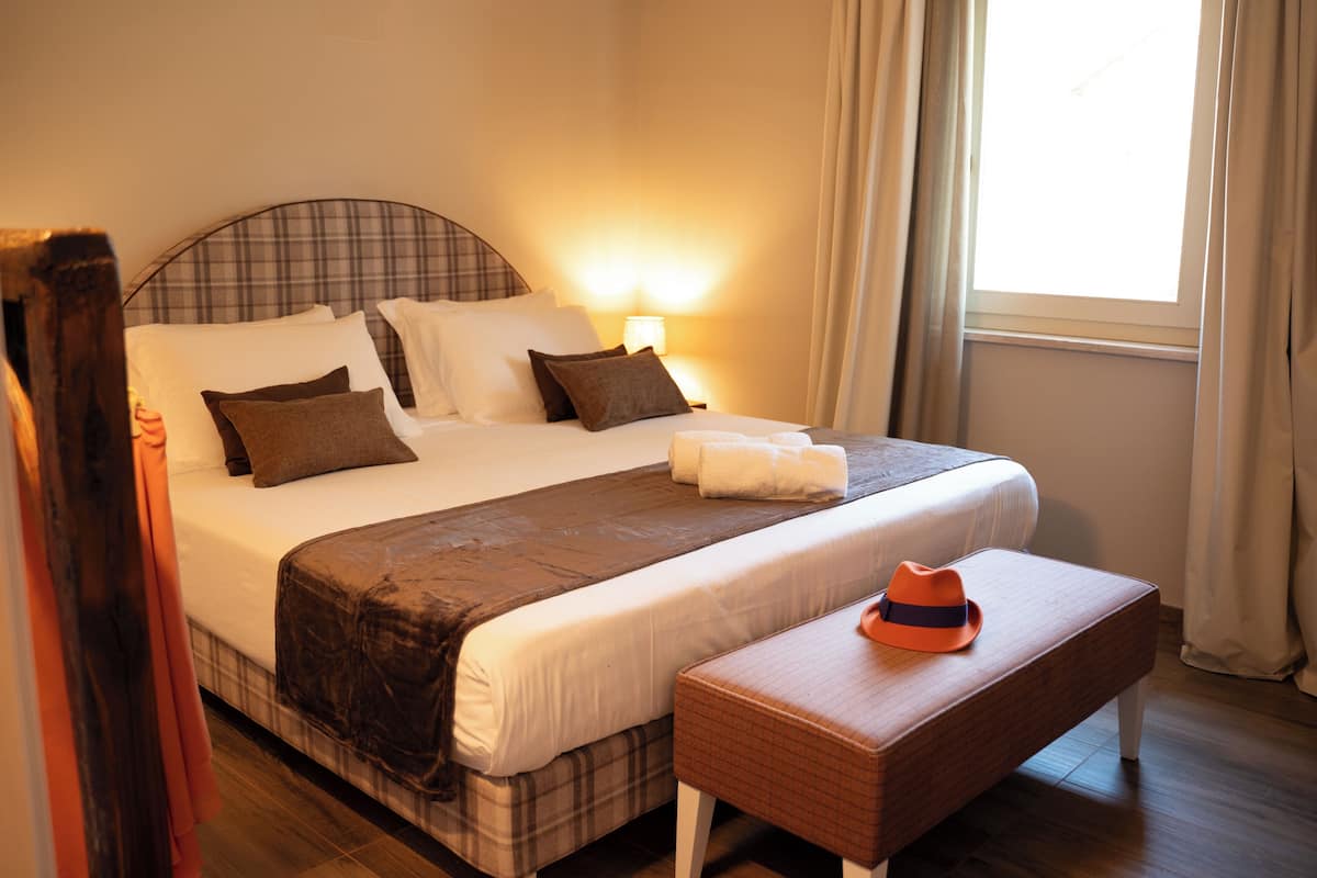 Apartament destacat, vistes a la muntanya | Escriptori, espai de treball apte per a portàtils i wifi gratuïta