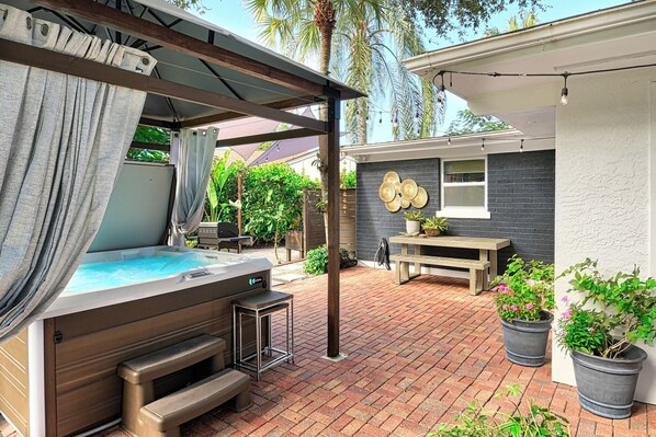 Casa (3 Bedrooms) | Vista frontal de la propiedad