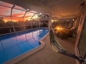 Pool - Renovated house with huge screened and heated pool and canal on Charlotte Harbor (Port Charlotte)