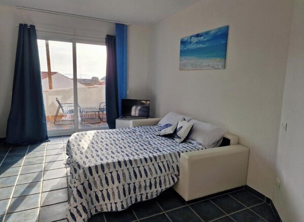 1 bedroom, free WiFi, bed sheets - Coral, Two-room apartment Hill View (Nebida)