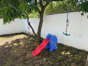 House, 4 Bedrooms, Smoking, Private Pool | Kawasan kanak-kanak