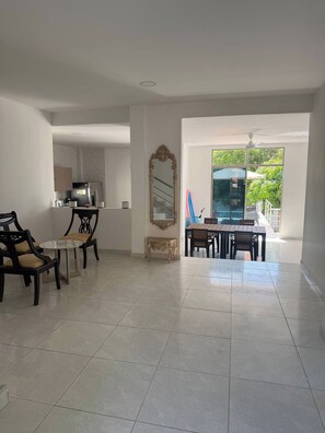 House, 4 Bedrooms, Smoking, Private Pool | Dining - Luxurious Holiday House in Tubara, Colombia With Private Pool (Tubará)