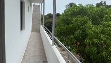 House, 4 Bedrooms, Smoking, Private Pool | Balcony