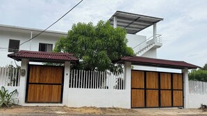 Casa, 4 habitaciones, fumadores, piscina privada | Exterior