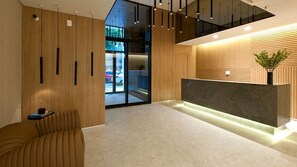 Lobby - Modern apartment in Rio de Janeiro + swimming pool + rooftop with panoramic views. (Rio de Janeiro)