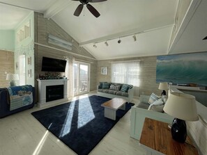 Cottage, 3 Bedrooms | Living area - Out Of The Blue 3 Bedroom Cottage (Frisco)