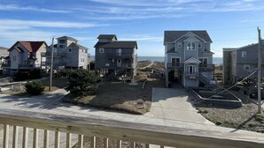 Cottage, 3 Bedrooms | Property grounds - Out Of The Blue 3 Bedroom Cottage (Frisco)