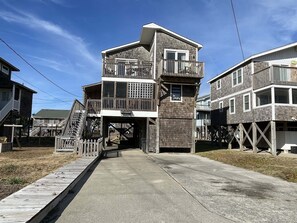 Cottage, 3 Bedrooms | Exterior - Out Of The Blue 3 Bedroom Cottage (Frisco)