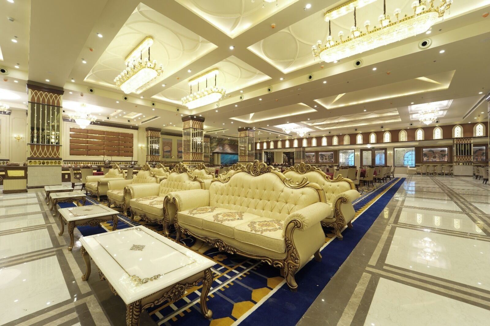 Banquet hall