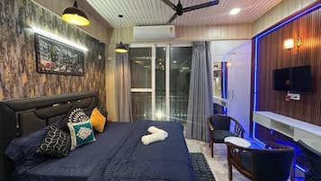 Apartment, 1 Bedroom, Accessible, Smoking | 1 bedroom