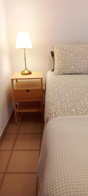 2 chambres, accès Internet, draps fournis