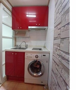 Studio | Living area - Dongdaemun Studio (Seoul)