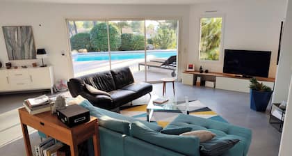Superb villa with pool & independent studio - Absolute peace and quiet