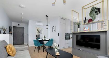 Modern Apartment | Terrace, Parking, Air Conditioning
