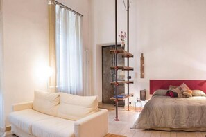1 Schlafzimmer, Schreibtisch, Reisekinderbett, kostenloses WLAN