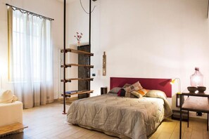 1 Schlafzimmer, Schreibtisch, Reisekinderbett, kostenloses WLAN