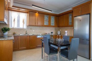 Private kitchen - Adria Luxury Apartments (Nidri)