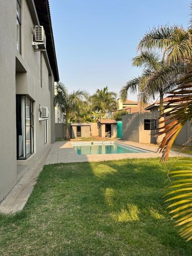 Roma park double story villa