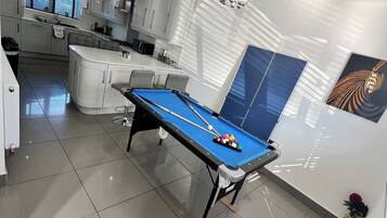 House, 4 Bedrooms, Patio | Games room