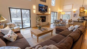 Smart TV, table football