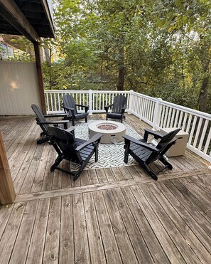 Terrace/patio - Relaxing Beach Home Near Dunes & Downtown MC (Michigan City)