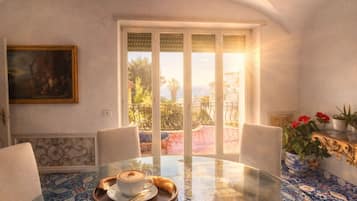 Deluxe Apartment, 2 Bedrooms, Air conditioning, Sea View | Living area