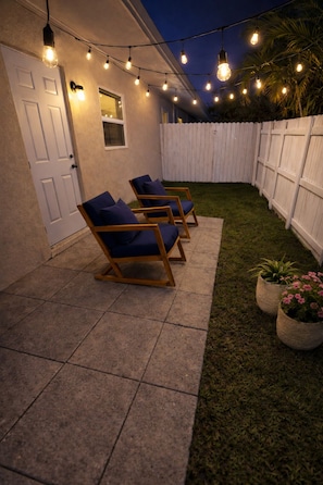 Terrace/patio - Coral Ridge Suites #1 - Heated Pool, Beach Gear (Fort Lauderdale)