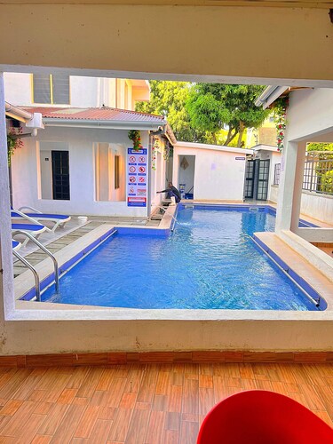 Luxury small villa with pool-Homely