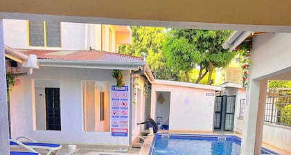 Luxury small villa with pool-Homely