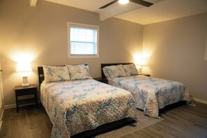 Room - Coastal 4BR Haven • Steps to Wilmington River • Near Historic Savannah (Savannah)